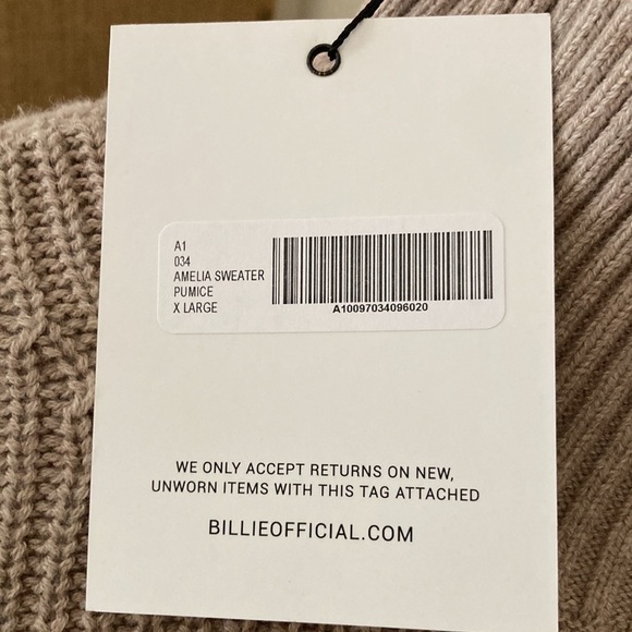 NWT Billie The Label Amelia Sweater Size Large or X-Large - Picture 3 of 3